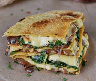 gesunde spinat quesadillas mit aubergine und veganem käse