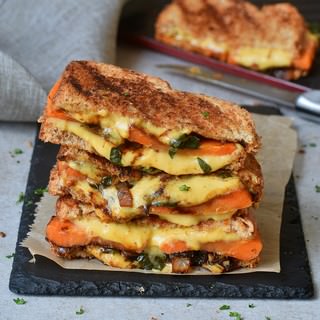Gesundes veganes grilled cheese Sandwich Rezept