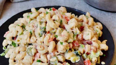 Veganer Nudelsalat mit ölfreiem Dressing