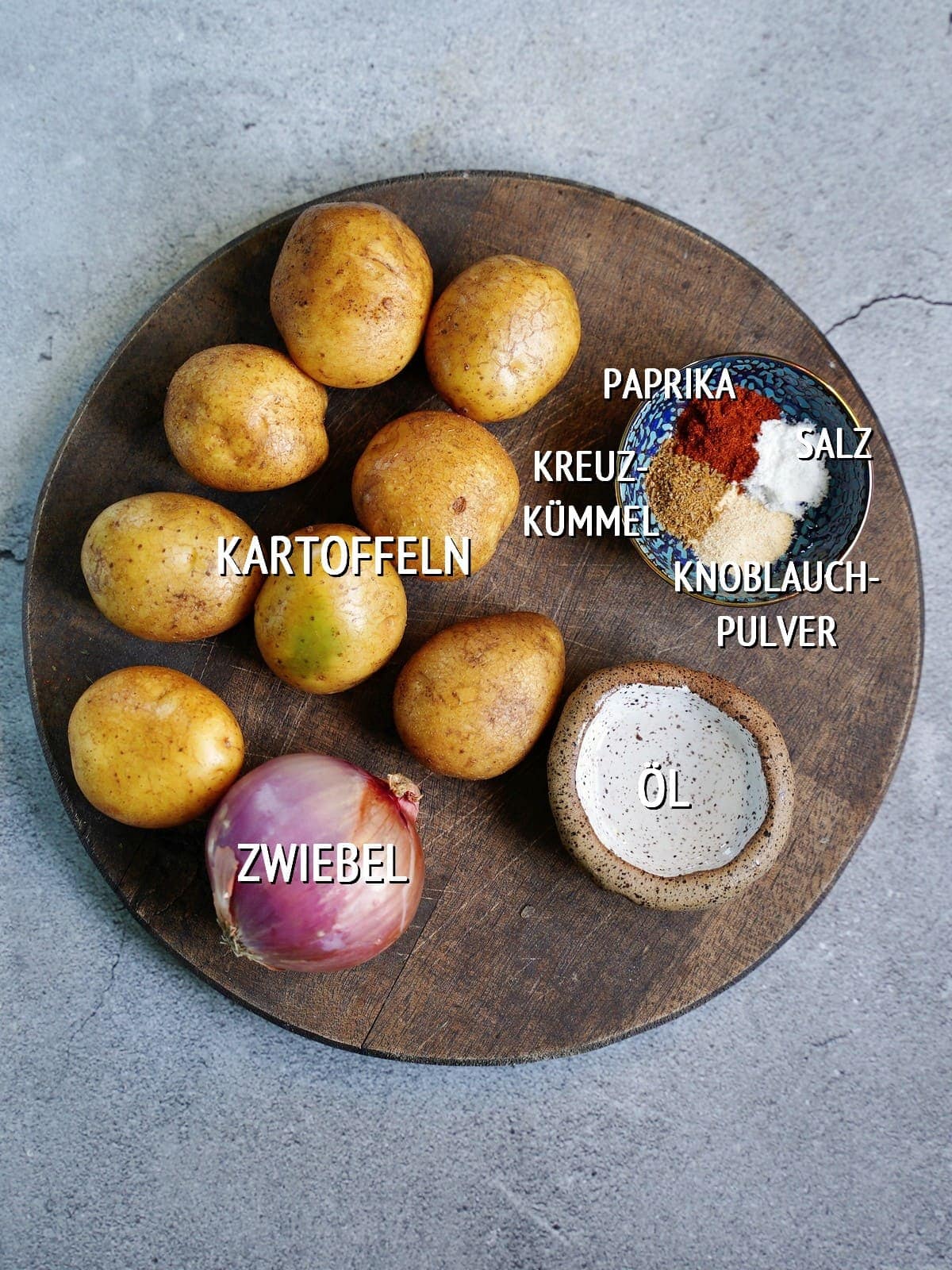 Zutaten für Bratkartoffeln mit Zwiebeln