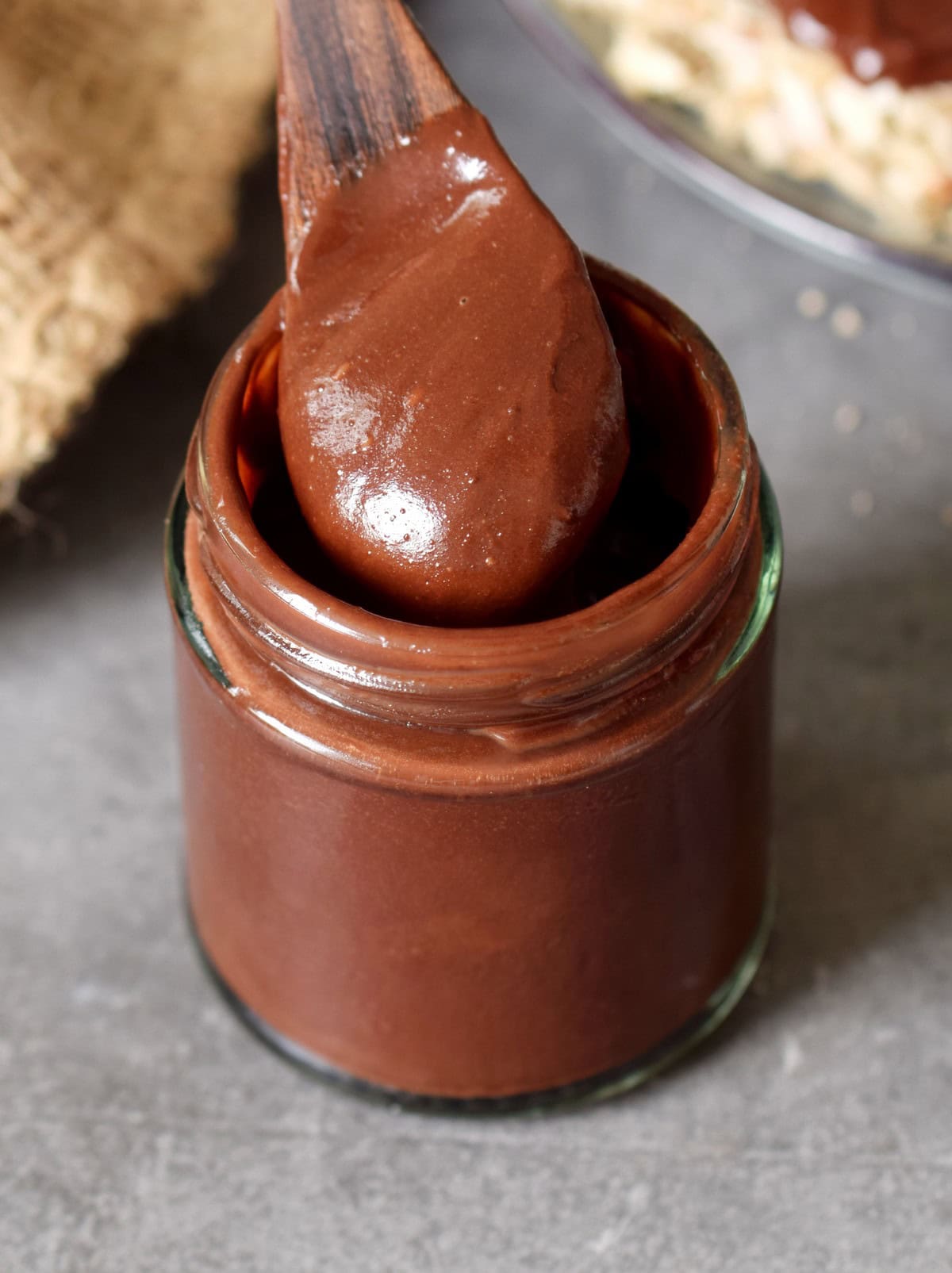 Nutella selber machen in 5 Minuten (veganes Rezept)