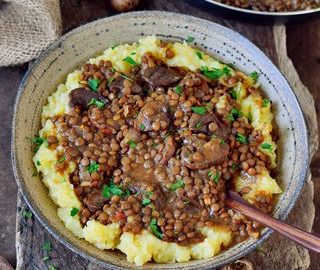 Easy lentil stew with mashed potatoes. This recipe is a great comfort food which is vegan, gluten-free and grain-free. You can add your favorite veggies and enjoy this dish for lunch or dinner.