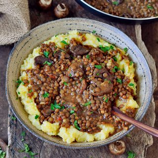 Easy lentil stew with mashed potatoes. This recipe is a great comfort food which is vegan, gluten-free and grain-free. You can add your favorite veggies and enjoy this dish for lunch or dinner.