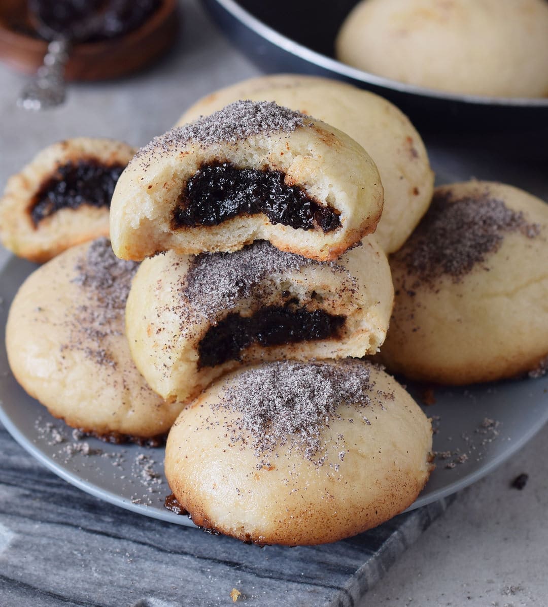 sweet steamed rolls with plum jam filling and poppy seeds