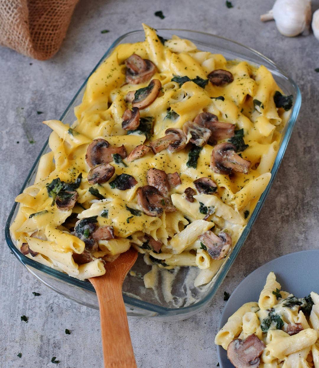 Cheesy casserole with mushrooms and spinach