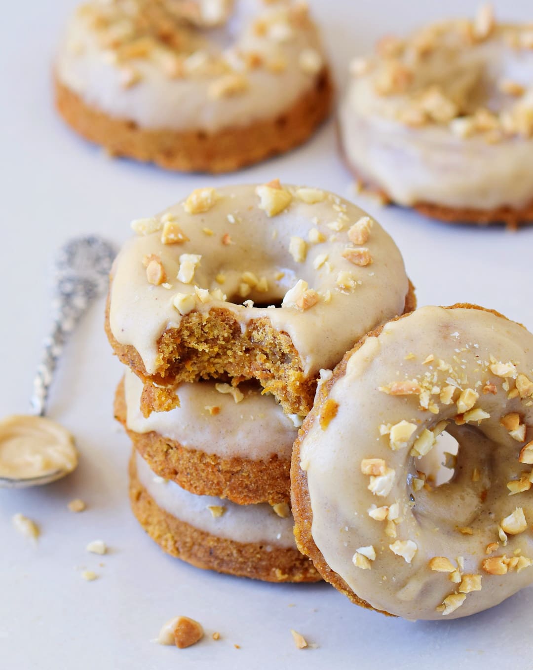 vegan carrot cake donuts with gingerbread flavor and frosting