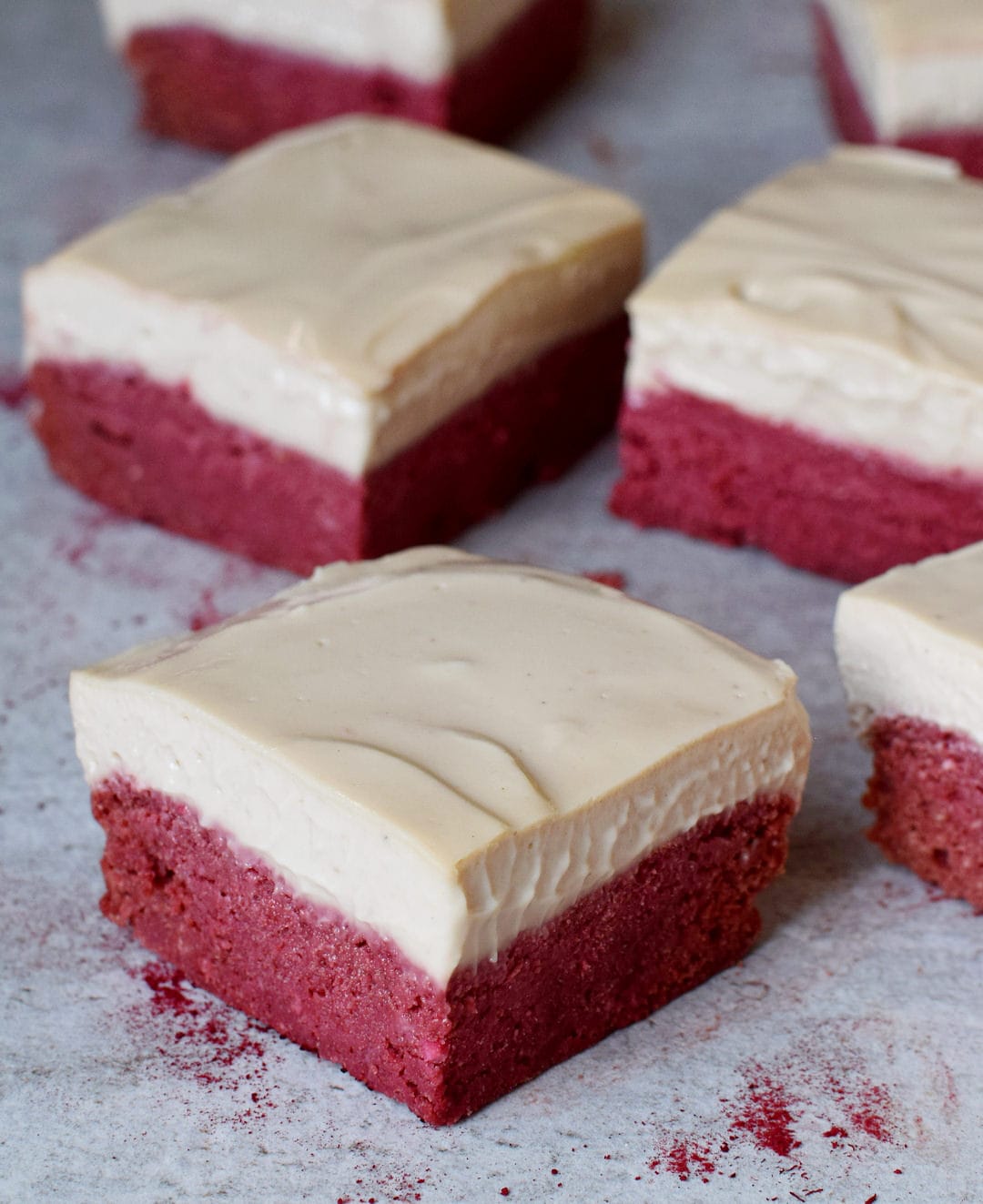 Red Velvet Kuchen mit Cashew-Creme