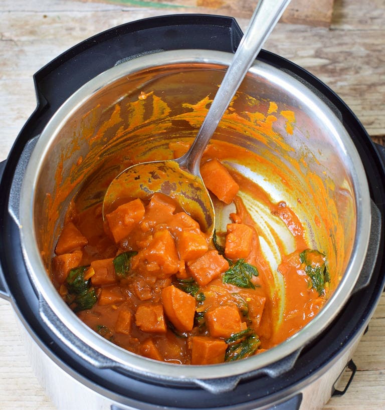 Spinach Sweet Potato Curry in a Pressure Cooker (Instant Pot)