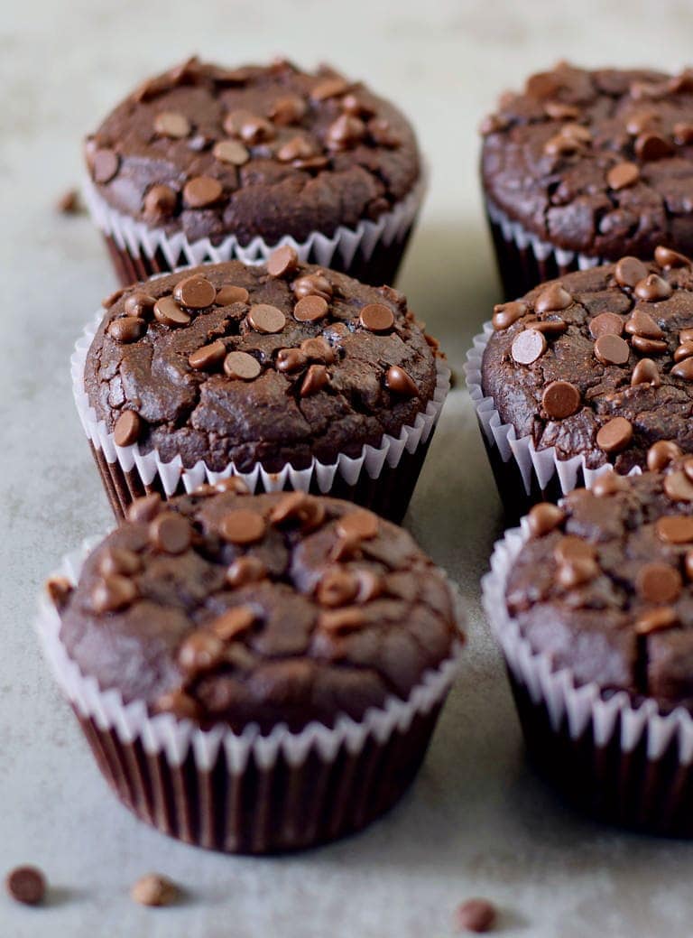 6 vegan double chocolate chip muffins
