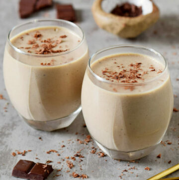 cropped-two-jars-of-creamy-whipped-mousse.jpg