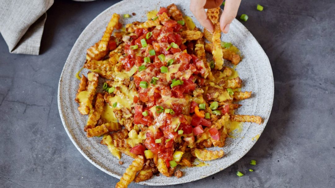 Loaded Nacho Fries Recipe (Easy, Vegan) Elavegan