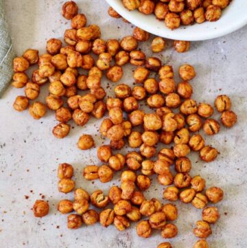 cropped-crispy-air-fryer-chickpeas-dumped-from-white-bowl.jpg