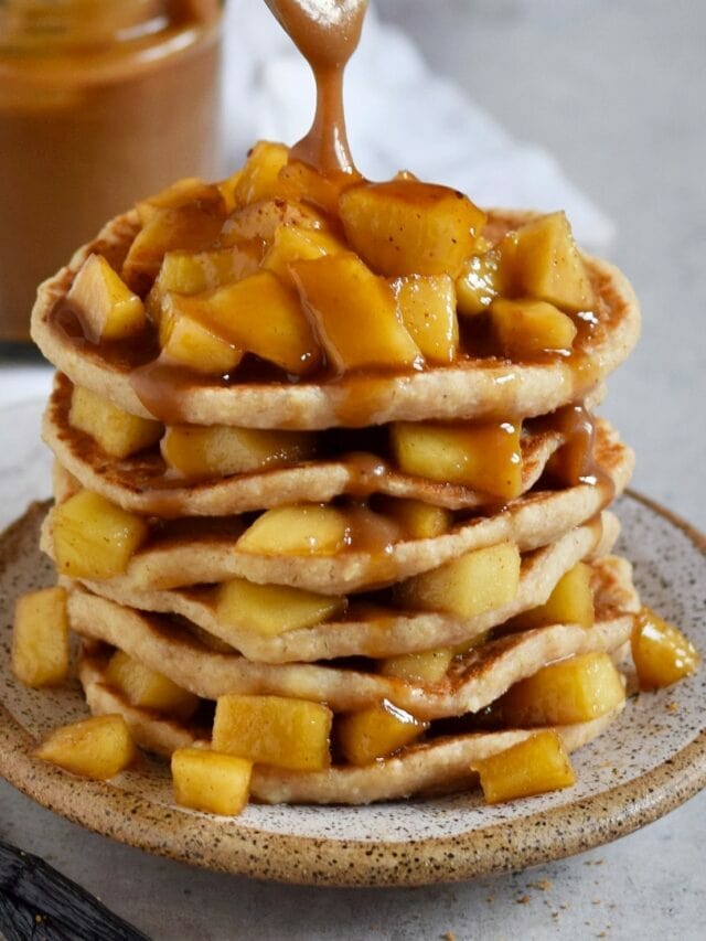 How To Make Apple Cinnamon Pancakes (Gluten-Free)