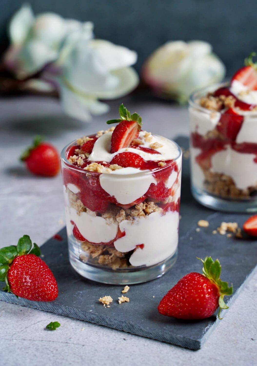 Strawberry Parfait (Dessert in a Jar) - Elavegan