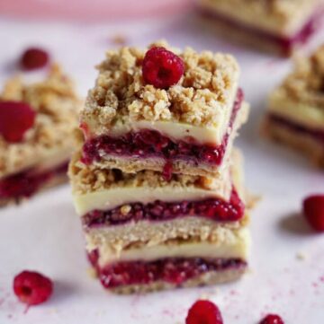 cropped-stack-of-3-raspberry-oatmeal-crumble-bars.jpg
