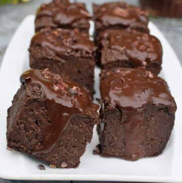 cropped-6-sweet-potato-brownies-with-chocolate-glaze-on-white-plate.jpg