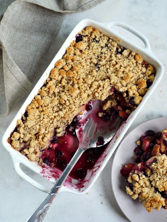 How To Make Blueberry Apple Crumble