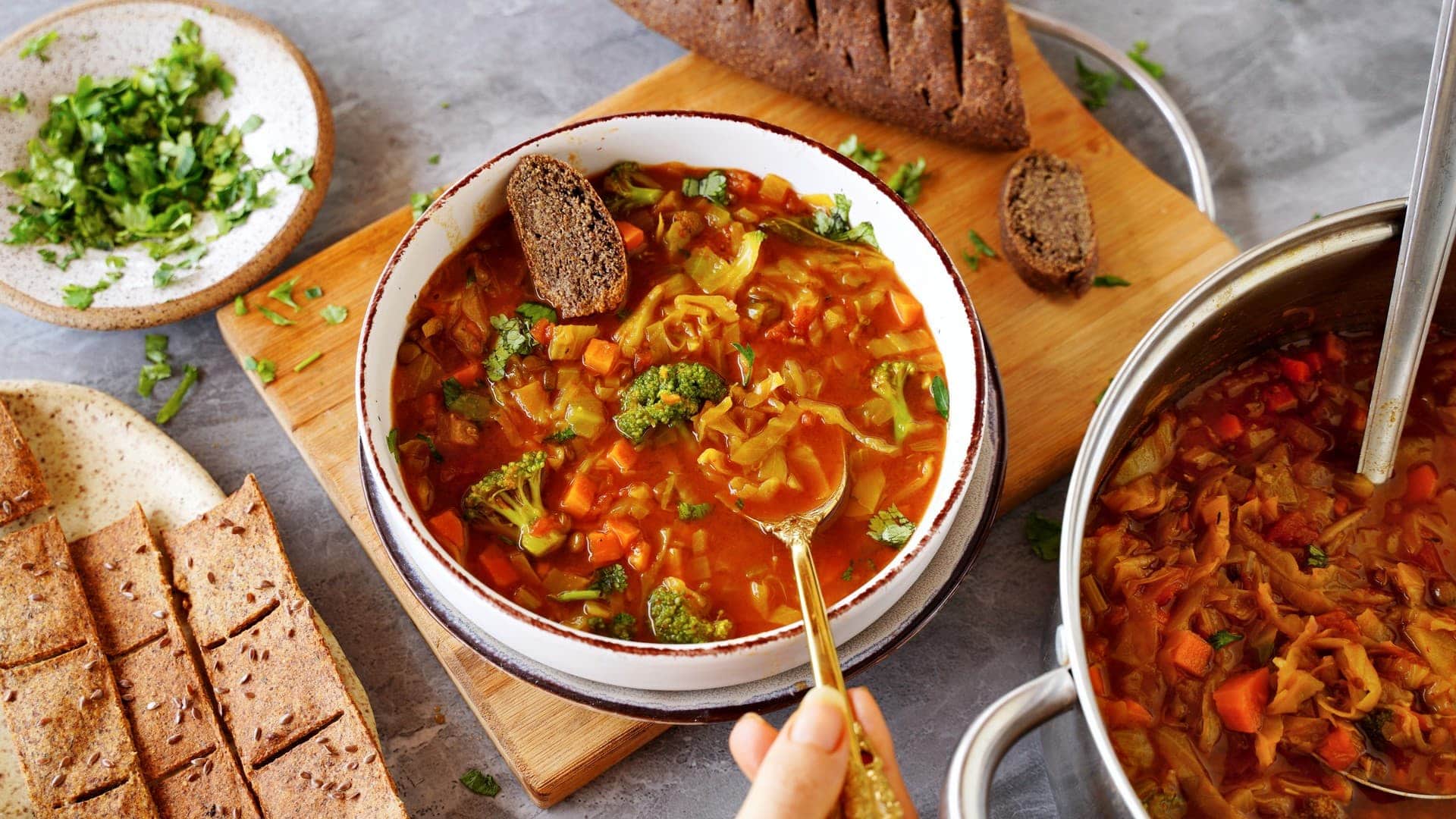 horizontal shot of vegetable stew with crackers