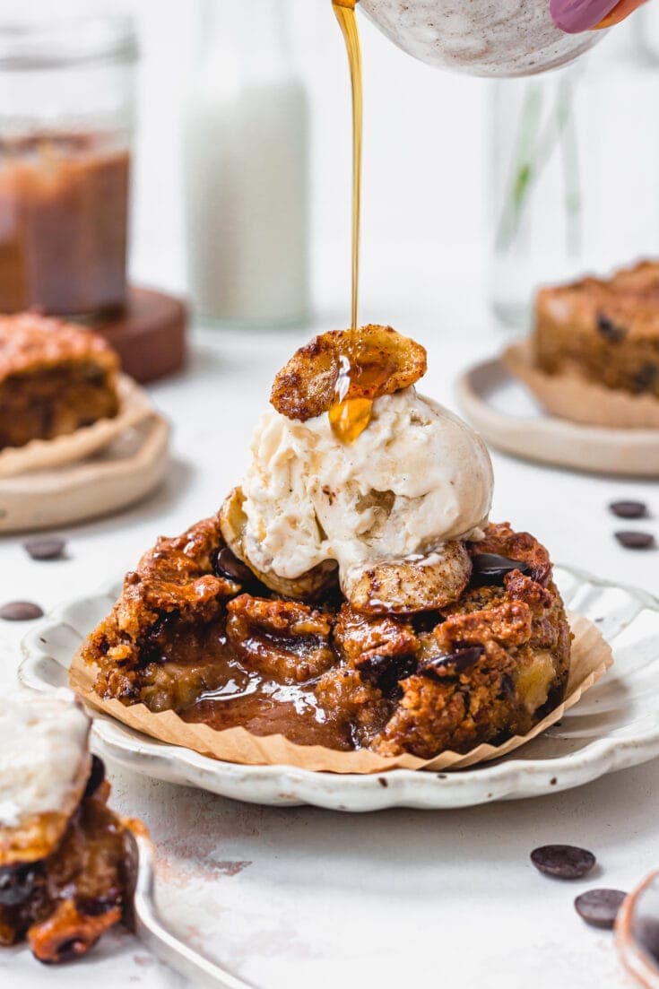 Chocolate Chip Salted Caramel Cookie Skillets with Caramelised Bananas