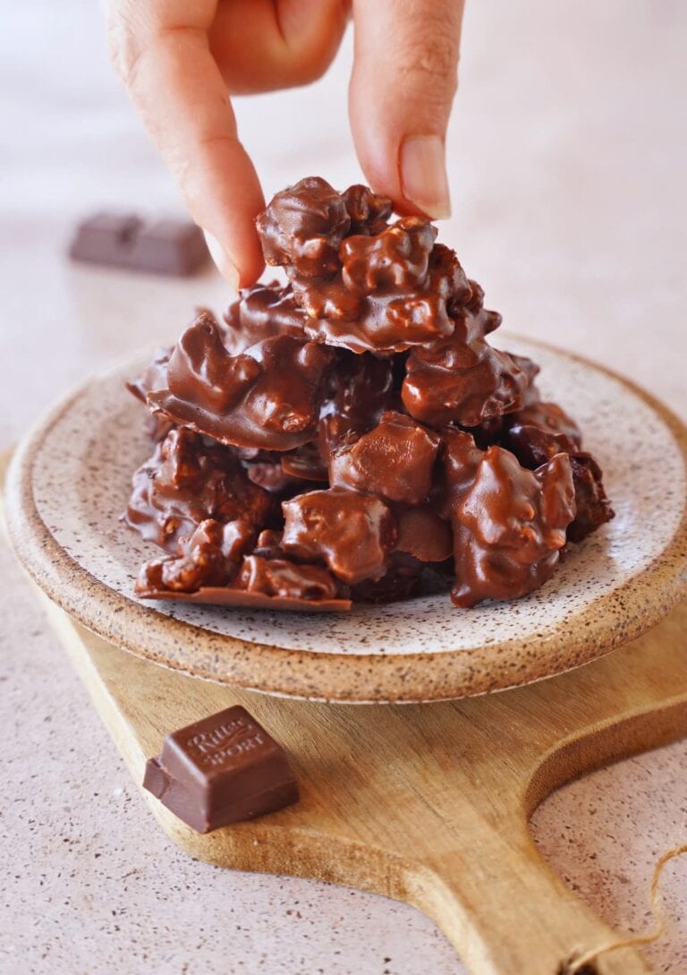 3-Ingredient Chocolate Rice Cakes - Elavegan